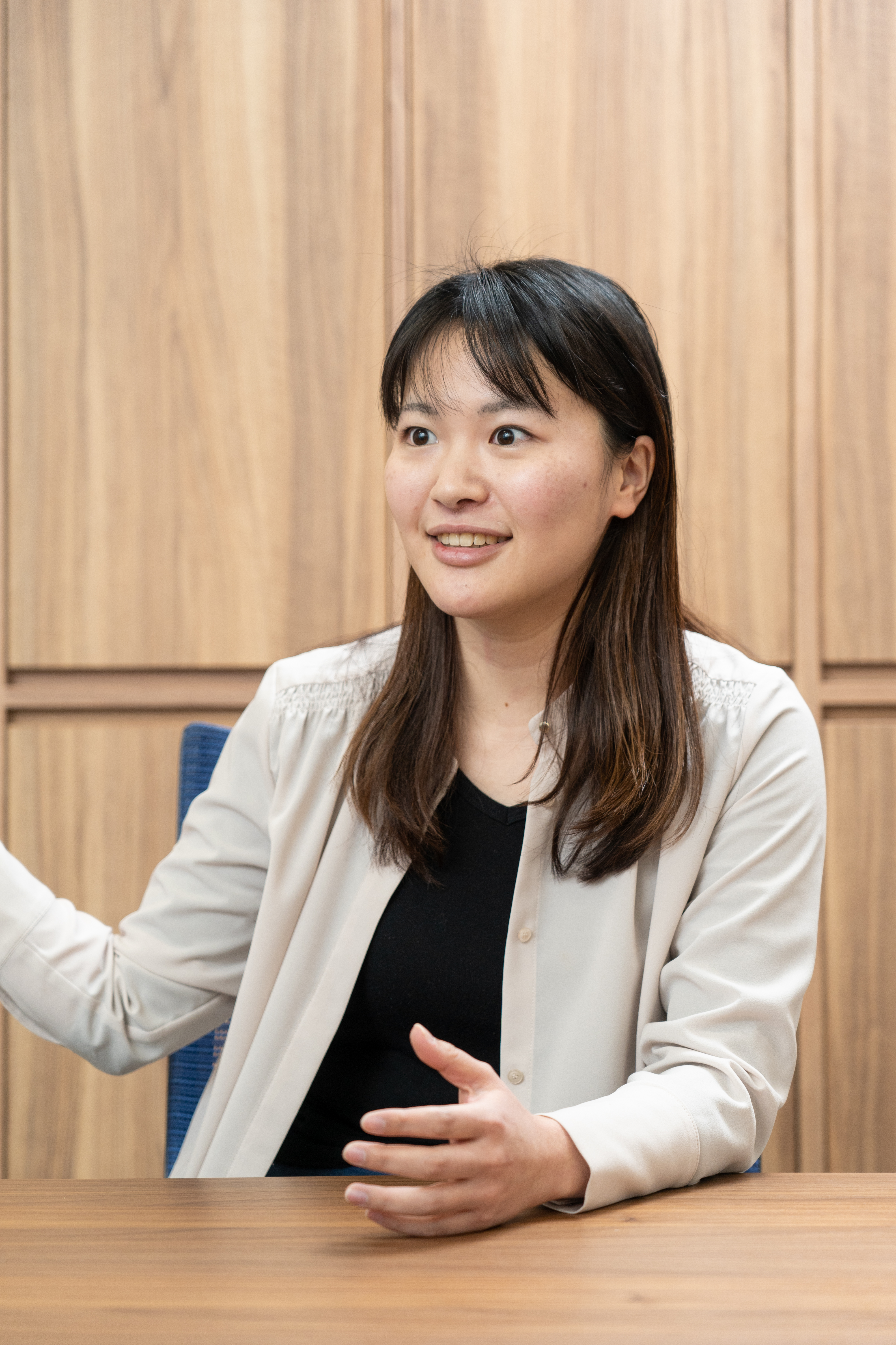 Photo: 藤原 綾 さん